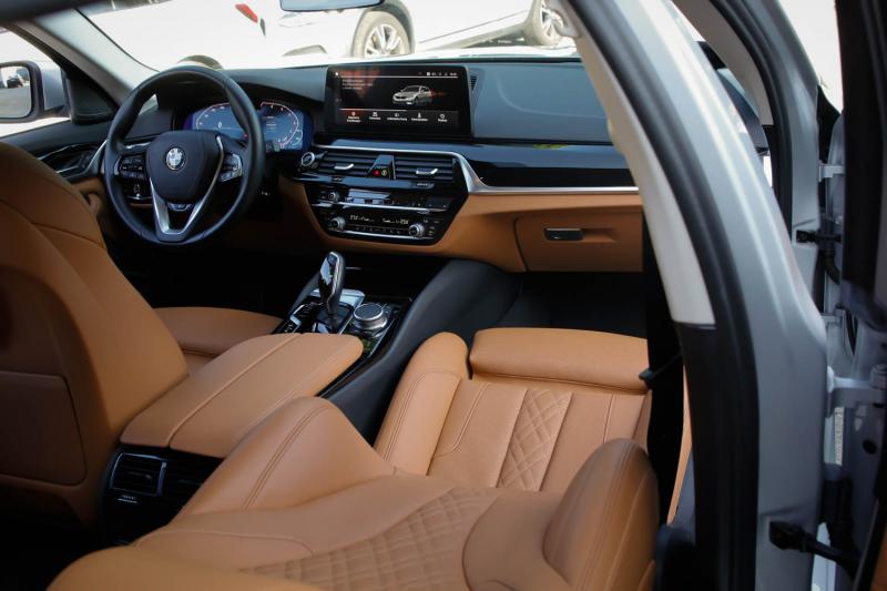 BMW - 530 - pic10