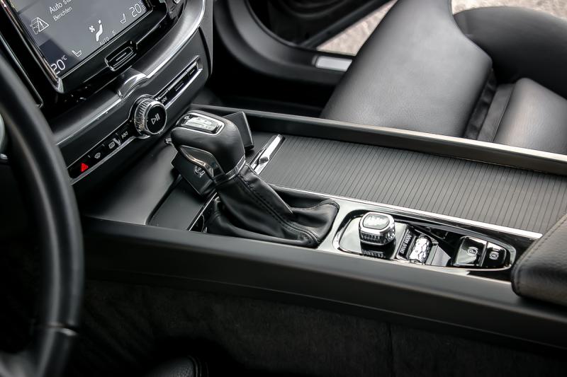 Volvo - XC60 - pic39
