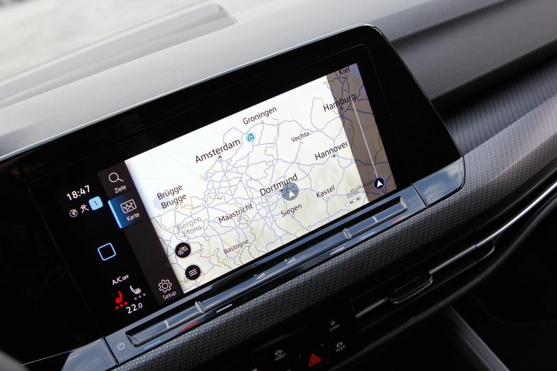 Volkswagen - Golf 8 - pic24