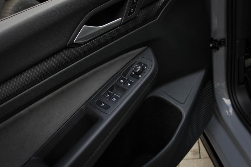 Volkswagen - Golf 8 - pic28