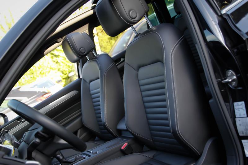 Volkswagen - Passat - pic33