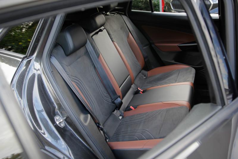 Volkswagen - ID4 - pic12