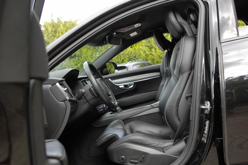 Volvo - V90 Cross Country - pic14