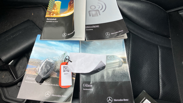 Mercedes - C220 - pic8