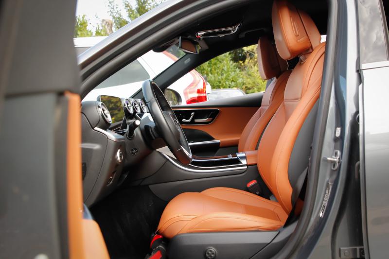 Mercedes - C200 - pic10