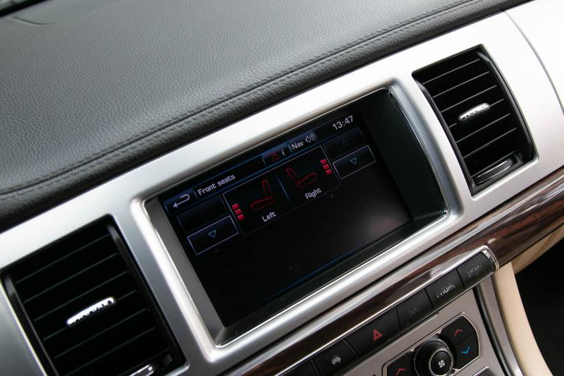 Jaguar - XF - pic23