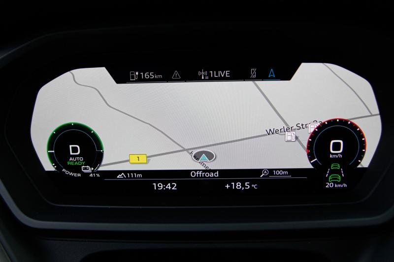 Audi - Q4 - pic40