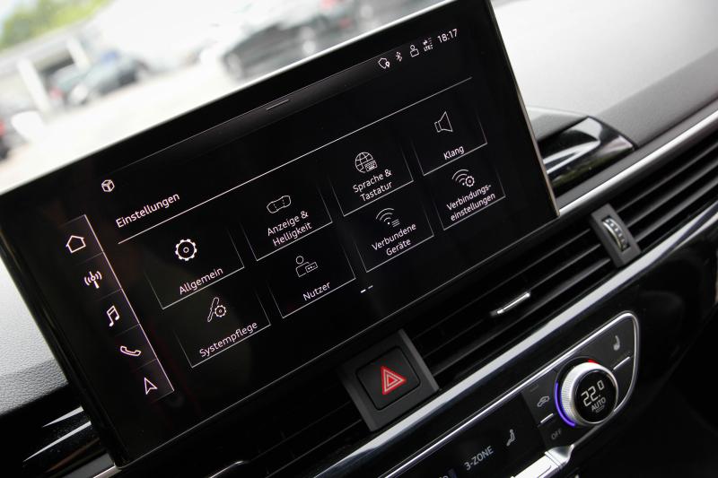 Audi - A4 - pic27