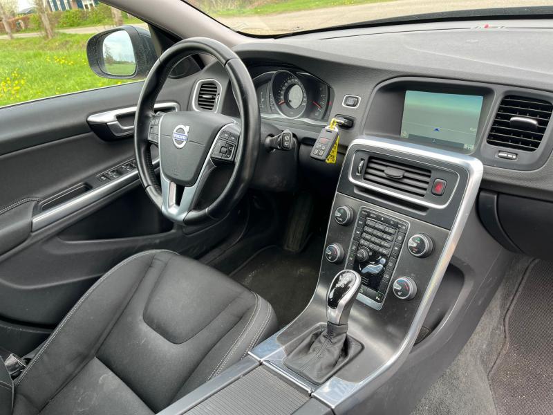 Volvo - V60 - pic8