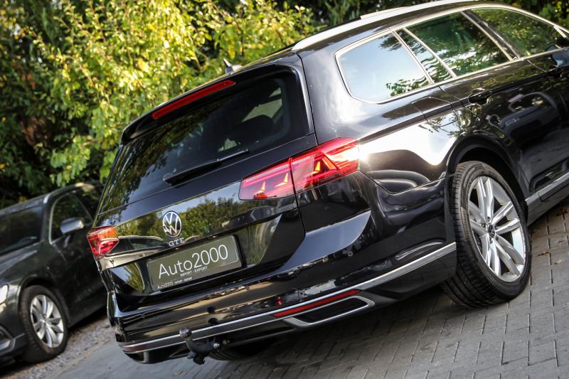 Volkswagen - Passat - pic6