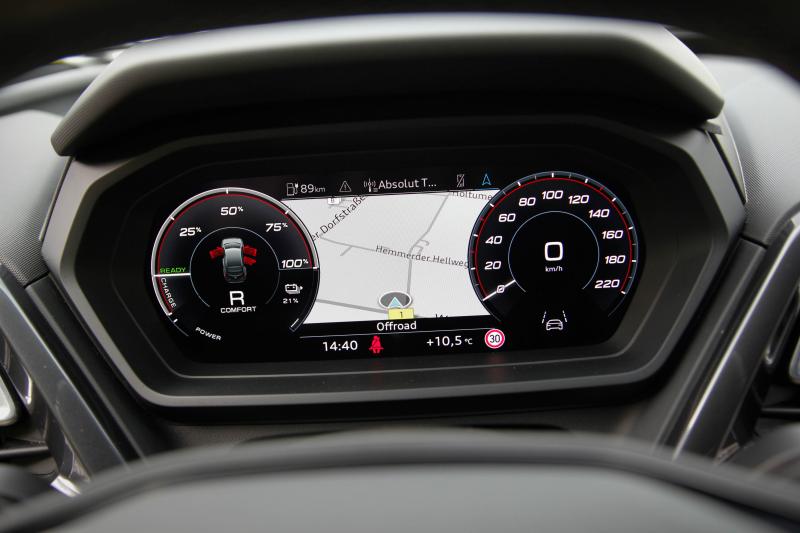 Audi - Q4 - pic24