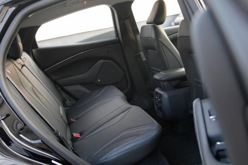 Ford - Mustang - pic11