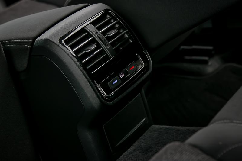 Volkswagen - Passat - pic26
