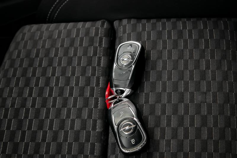 Opel - Astra - pic10