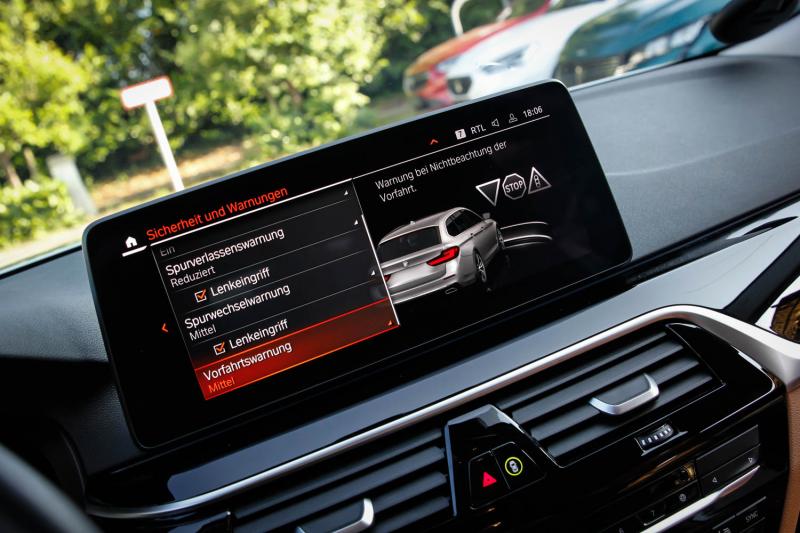BMW - 530 - pic26