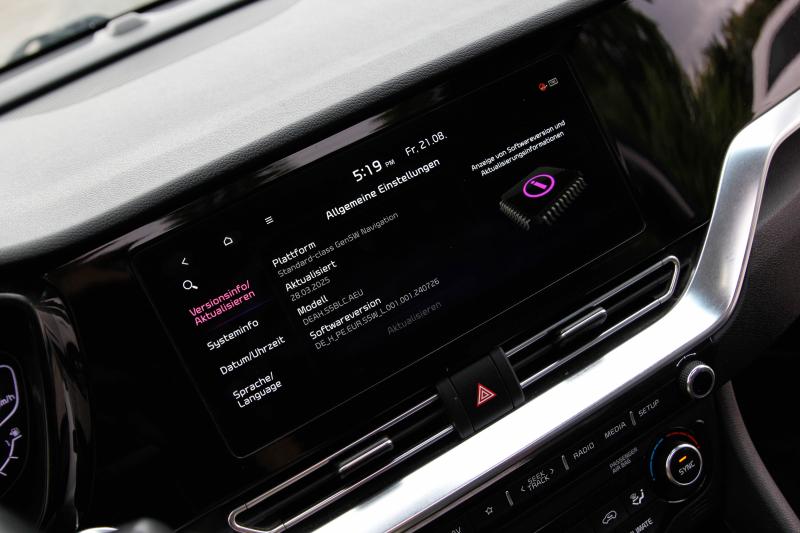 Kia - Niro-Hybrid - pic20