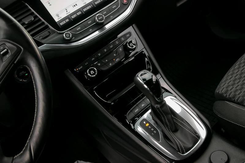 Opel - Astra - pic32