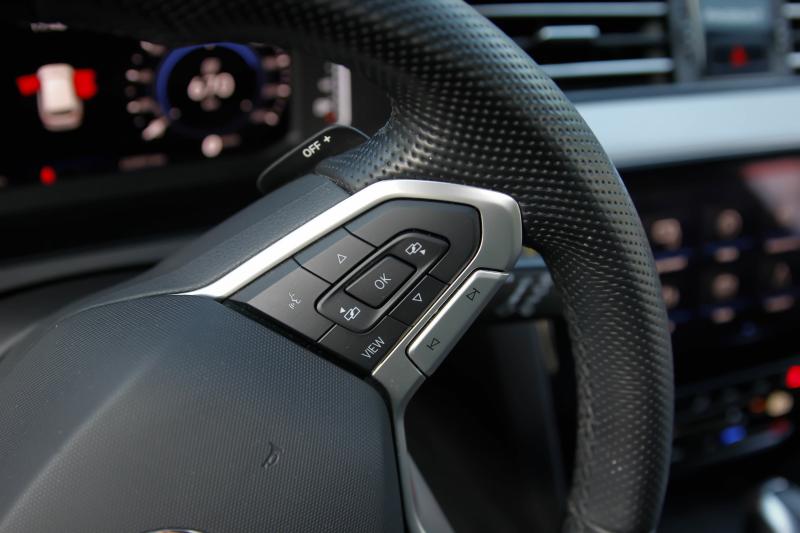 Volkswagen - Passat - pic29