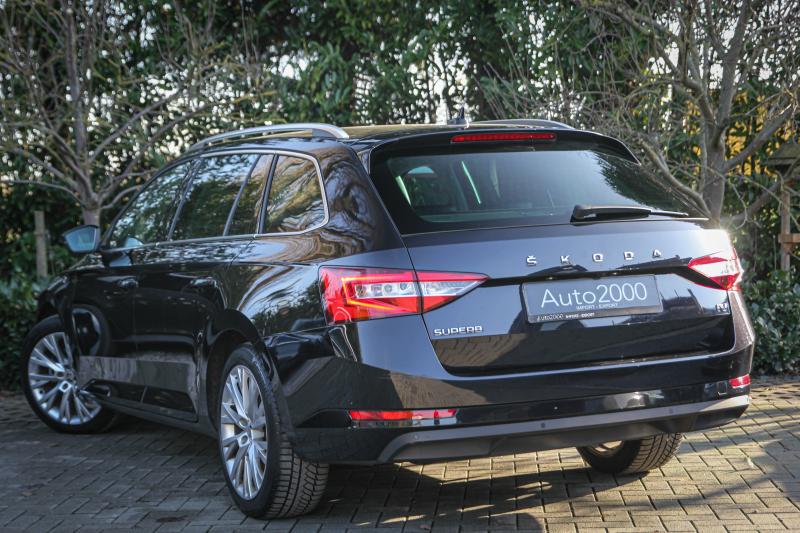 Skoda - Superb - pic4