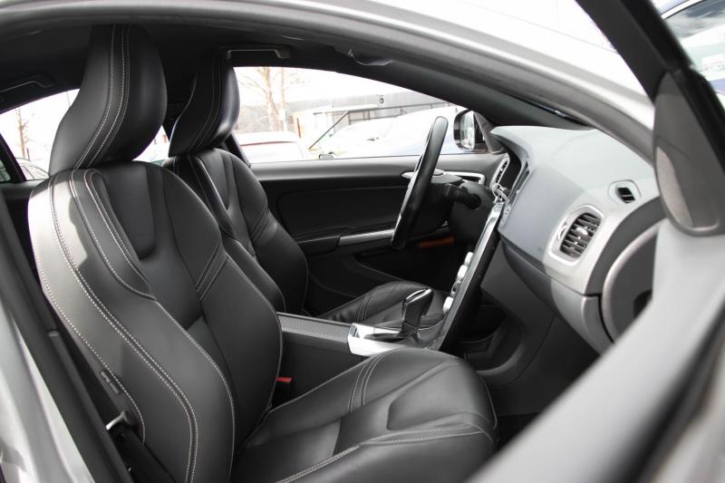 Volvo - S60 - pic9