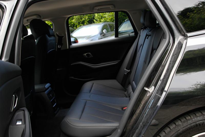 BMW - 320 - pic14