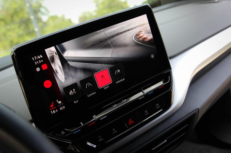 Volkswagen - ID4 - pic38