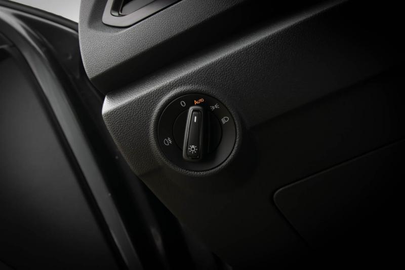 Volkswagen - T-Roc - pic29