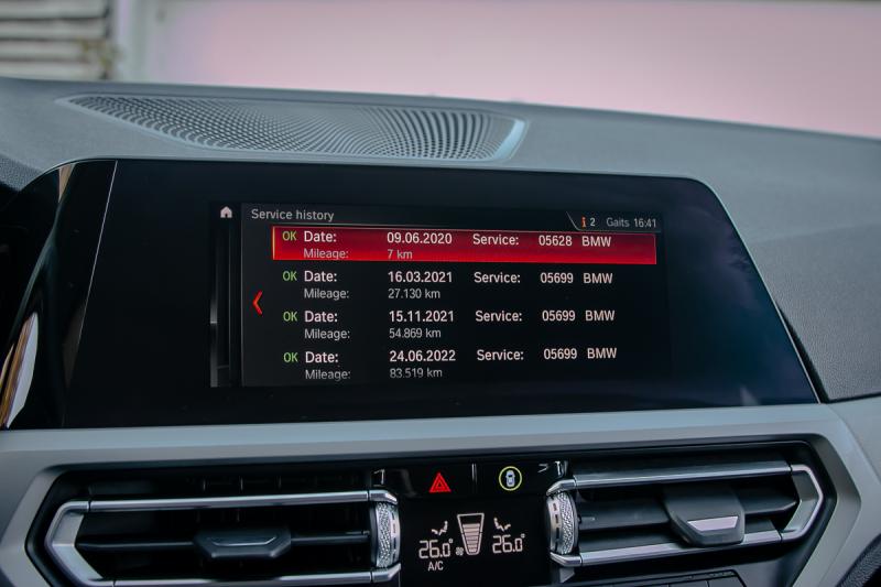 BMW - 320 - pic18
