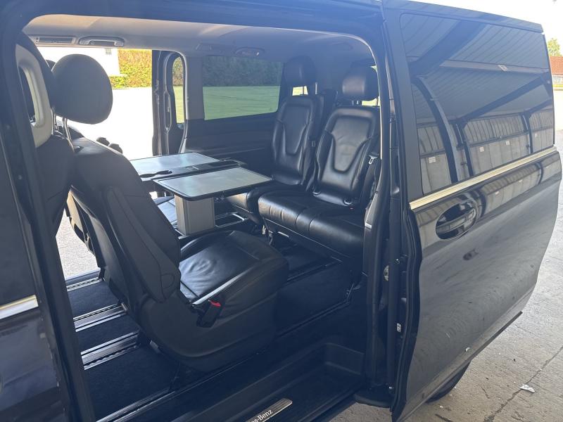 Mercedes - V220 - pic7