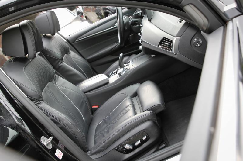 BMW - 530e - pic11