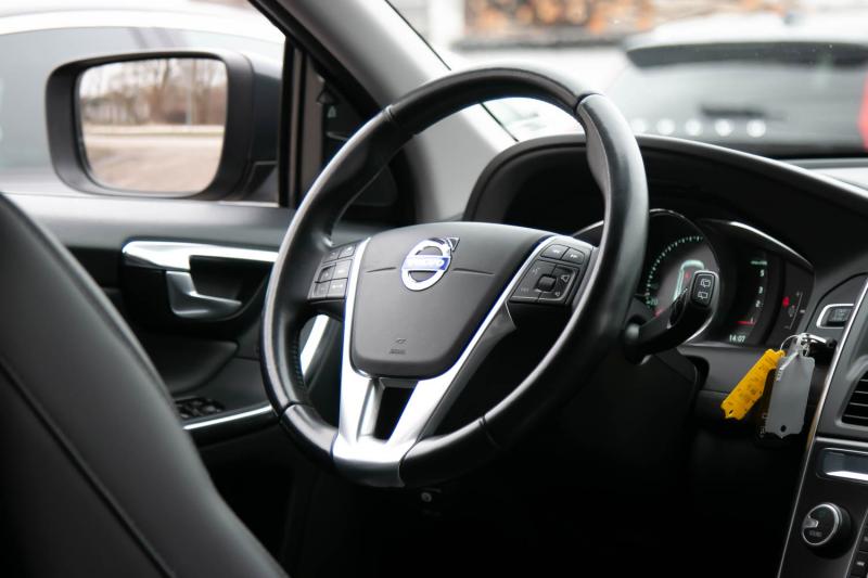 Volvo - XC 60 - pic12