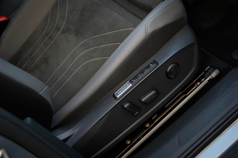 Volkswagen - ID4 - pic12
