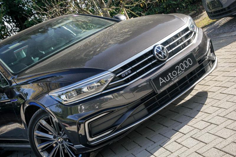 Volkswagen - Passat - pic8