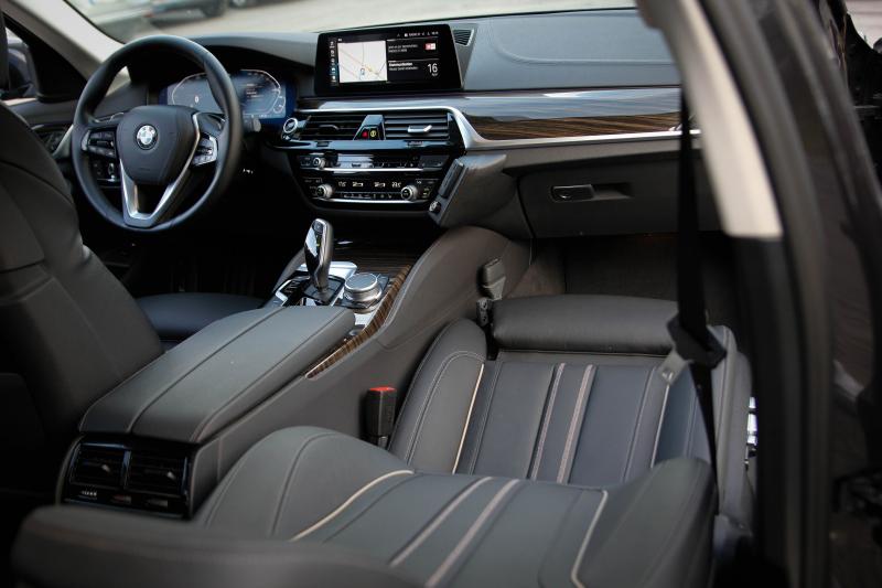 BMW - 530e - pic13