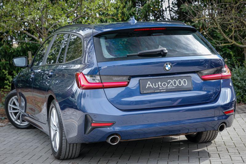 BMW - 320 - pic5