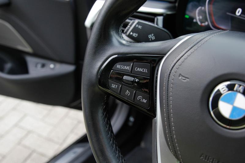 BMW - 530e - pic32