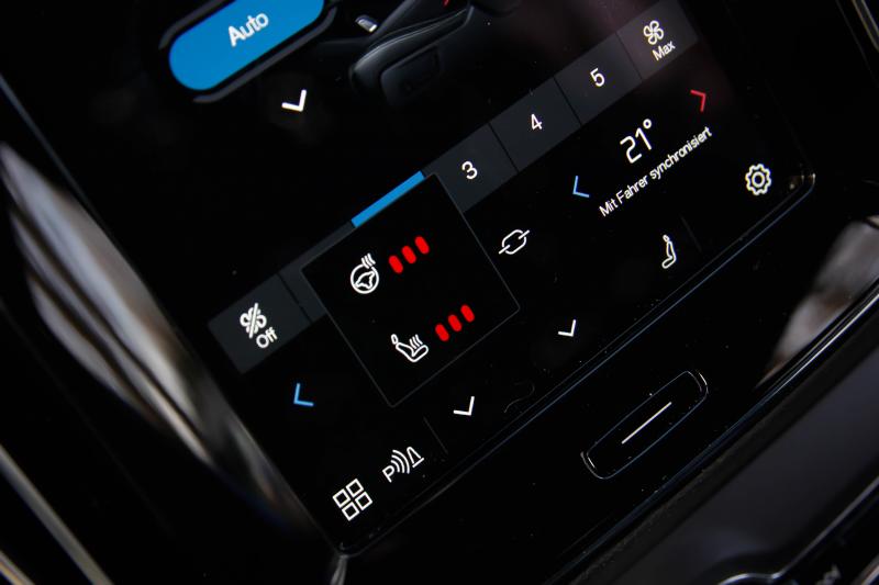 Volvo - XC40 - pic30