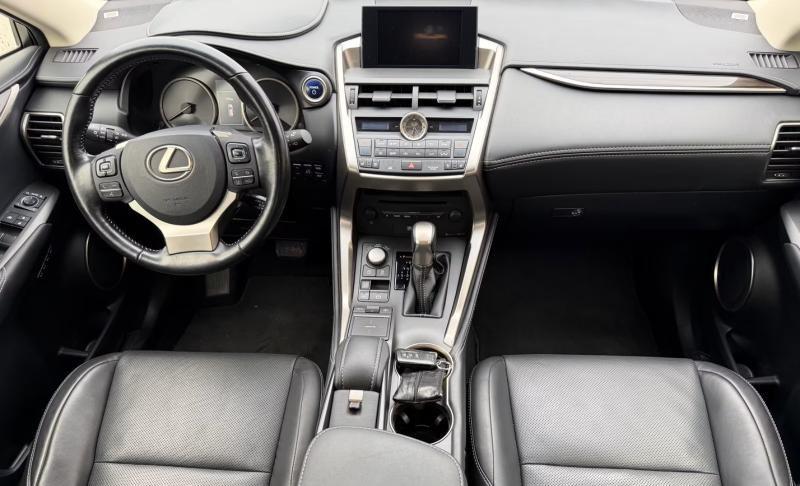 Lexus - NX300 Hybrids 4x4 - pic5