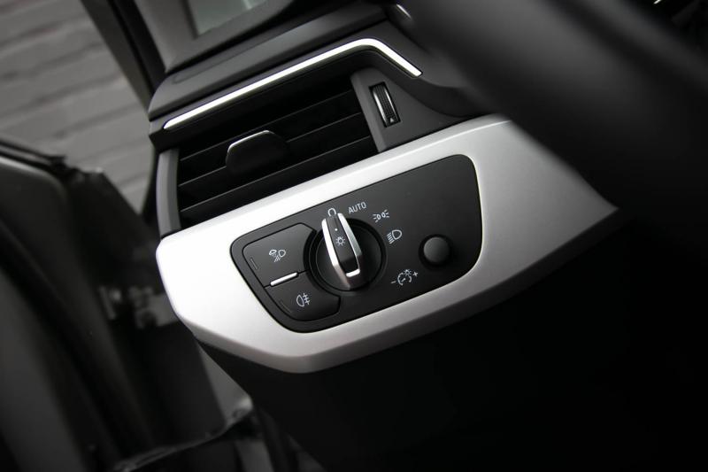 Audi - a4 - pic39