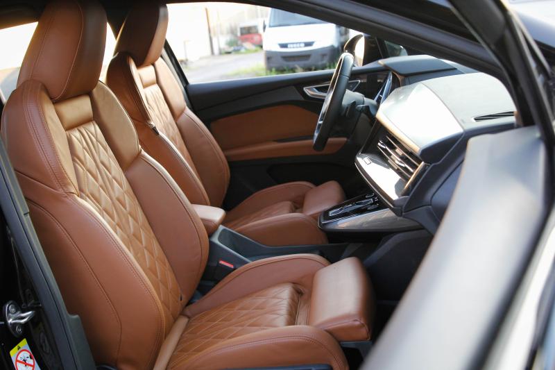 Audi - Q4 - pic11
