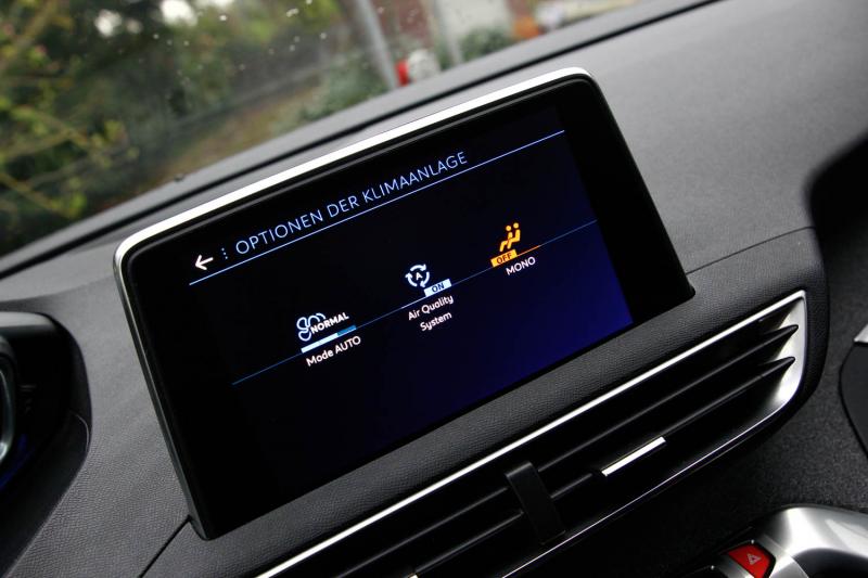Peugeot - 3008 - pic24