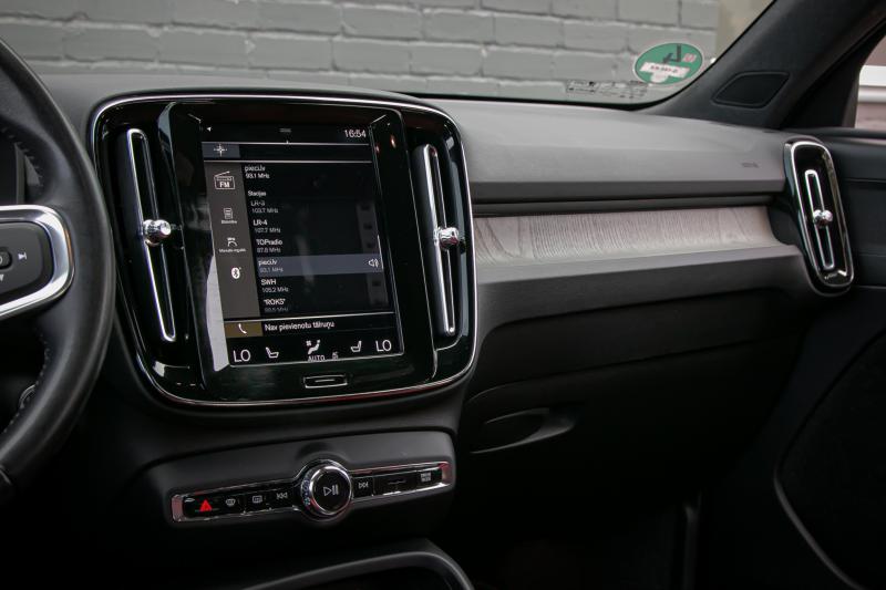 Volvo - XC40 - pic21
