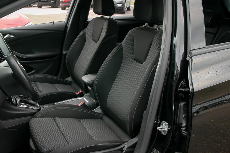Opel - Astra - pic36