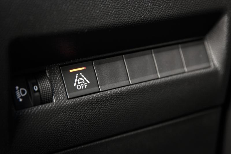 Peugeot - 2008 - pic24