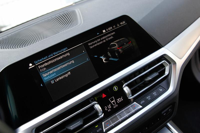 BMW - 330e - pic30