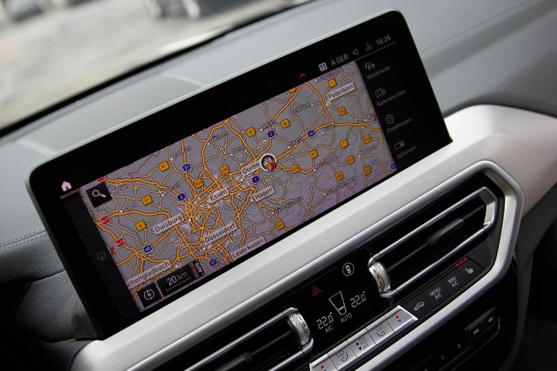 BMW - IX3 - pic31