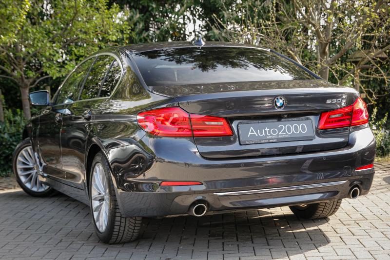 BMW - 530e - pic10