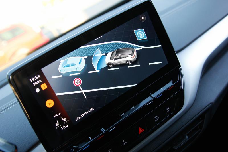 Volkswagen - ID4 - pic23
