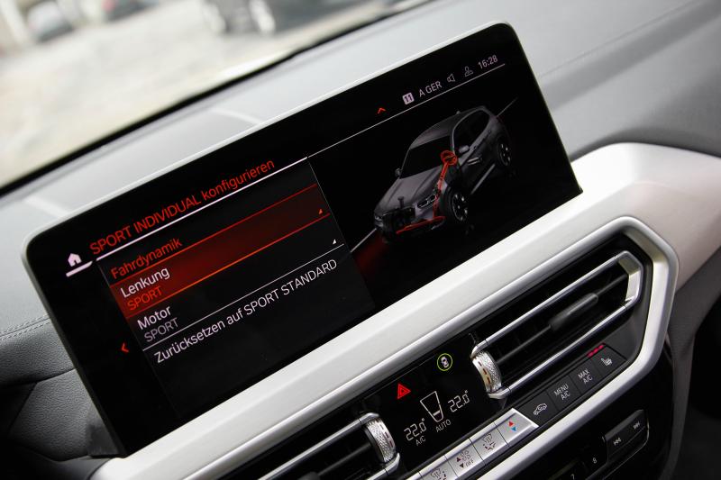 BMW - IX3 - pic50
