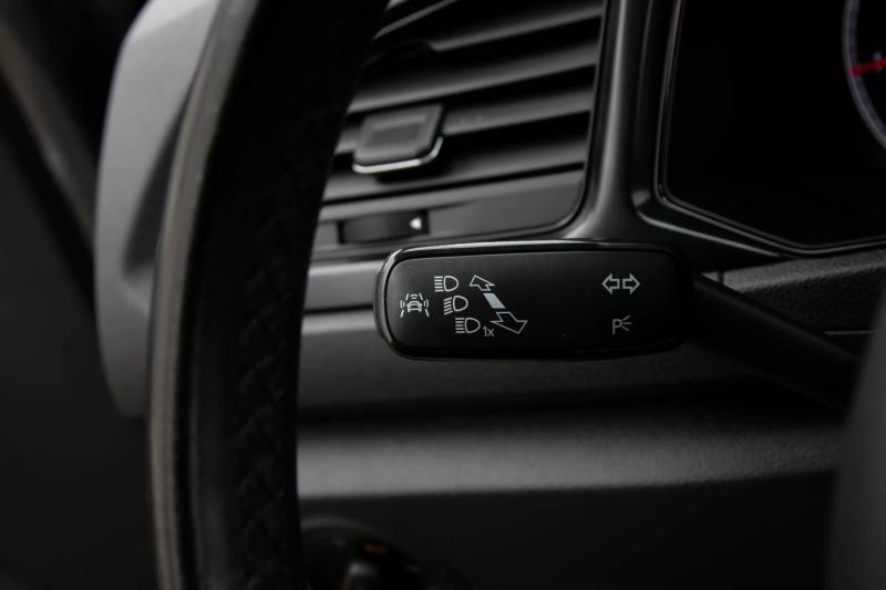 Volkswagen - T-Roc - pic21